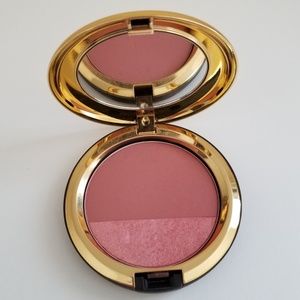 MAC COLLECTION CAITLYN JENNER